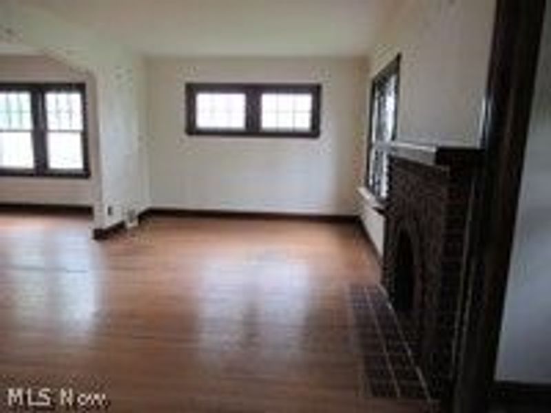 17408 Woodbury Avenue, Cleveland, OH 44135 Photo 4