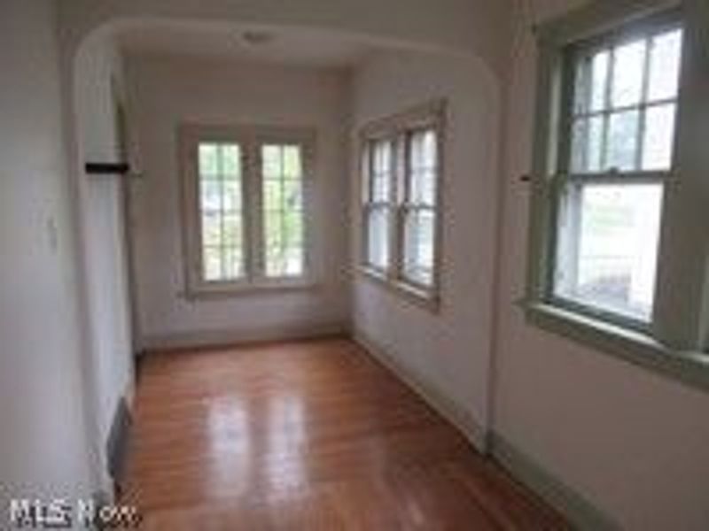 17408 Woodbury Avenue, Cleveland, OH 44135 Photo 5