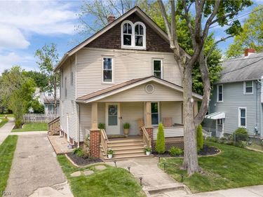 217 Bachtel Street SE, North Canton, OH 44720