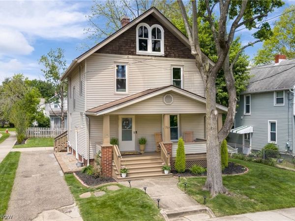 217 Bachtel Street SE, North Canton, OH 44720