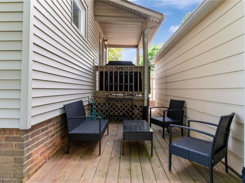 217 Bachtel Street SE, North Canton, OH 44720 Photo 28