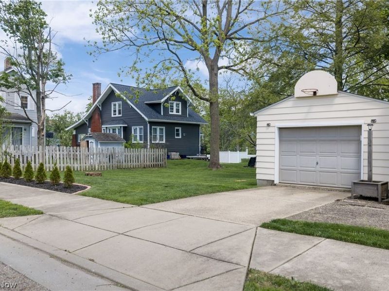 217 Bachtel Street SE, North Canton, OH 44720 Photo 31