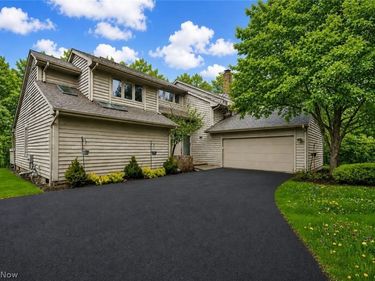 2 Salem Court, Beachwood, OH 44122