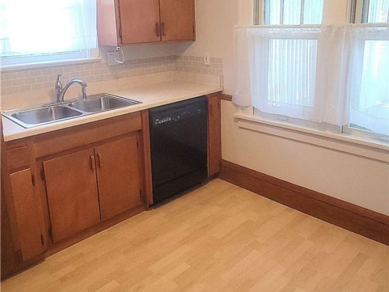 4510 Telhurst Road, South Euclid, OH 44121 Photo 10
