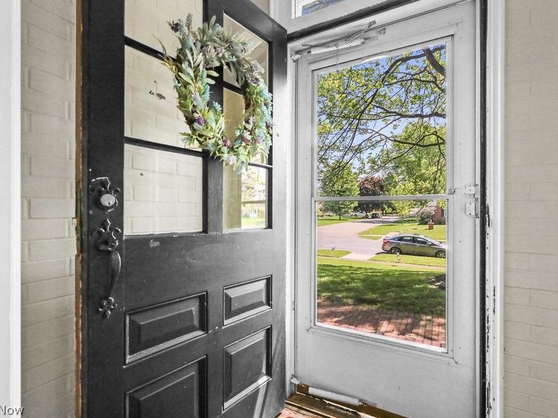 705 Overlook Drive, Alliance, OH 44601 Photo 3