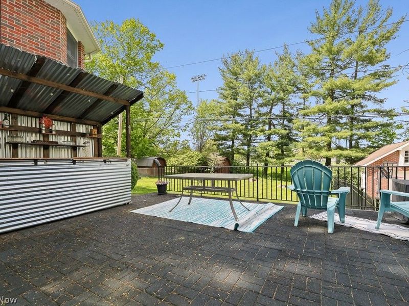 705 Overlook Drive, Alliance, OH 44601 Photo 40