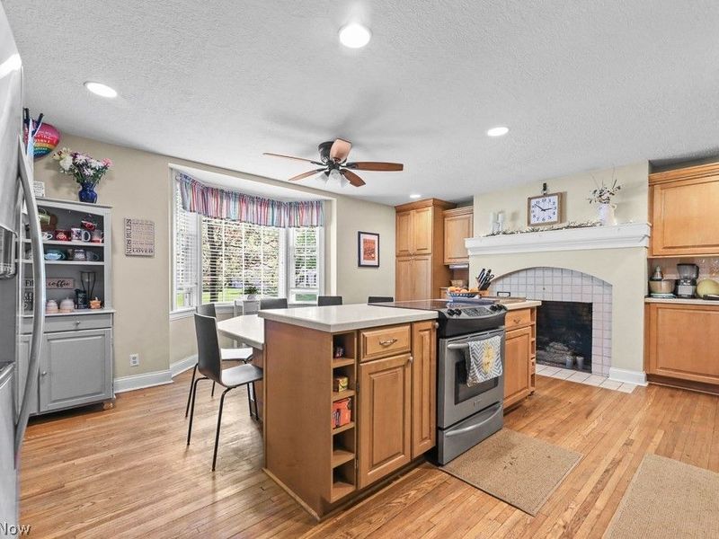 705 Overlook Drive, Alliance, OH 44601 Photo 6