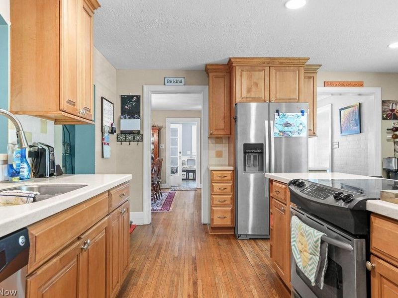 705 Overlook Drive, Alliance, OH 44601 Photo 7