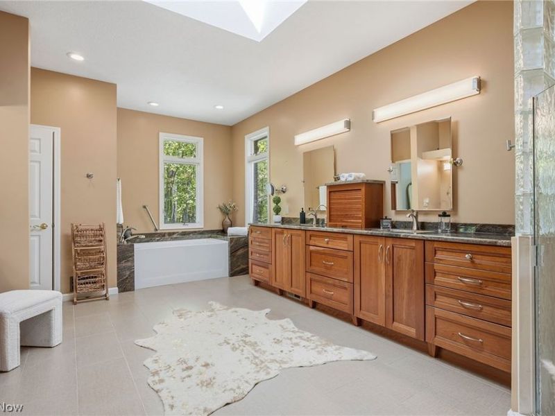 8795 Pheasant Run Lane, Kirtland Hills, OH 44060 Photo 26