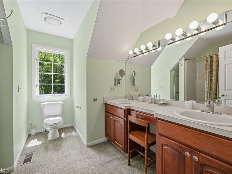 8795 Pheasant Run Lane, Kirtland Hills, OH 44060 Photo 35