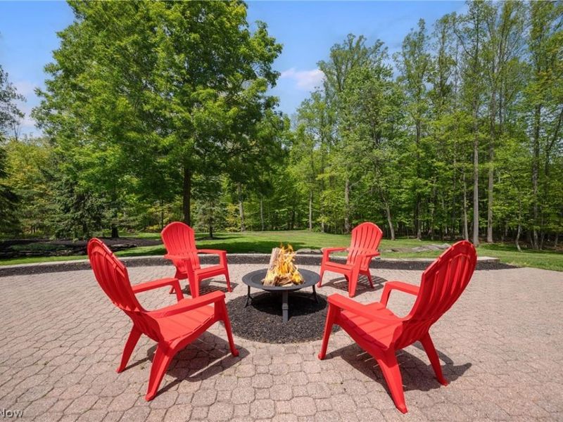 8795 Pheasant Run Lane, Kirtland Hills, OH 44060 Photo 5