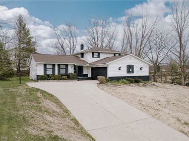 5880 Deepwood Trail, Solon, OH 44139