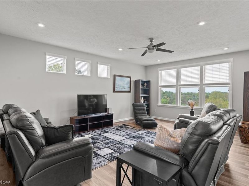 325 Denali Court , Macedonia, OH 44056 Photo 6