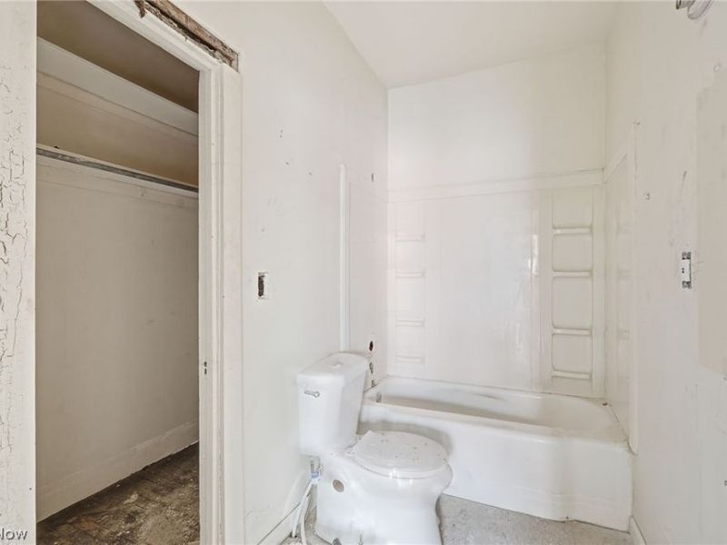 6511 Fullerton Avenue, Cleveland, OH 44105 Photo 14