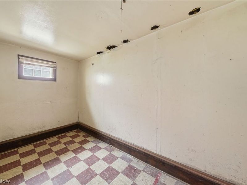 6511 Fullerton Avenue, Cleveland, OH 44105 Photo 17