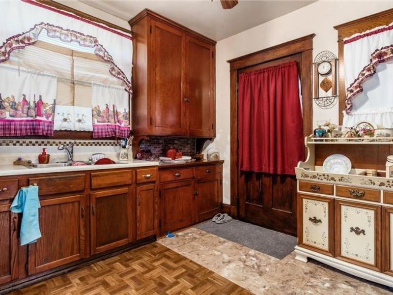 2825 Maysville Pike, Zanesville, OH 43701 Photo 10