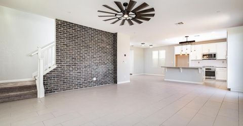 9733 Tribeca Dr, Sacramento, CA 95829 Photo