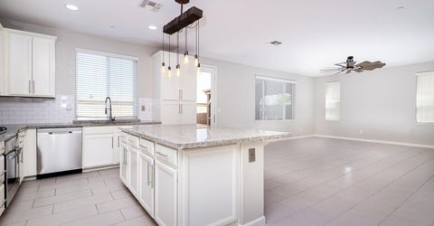 9733 Tribeca Dr, Sacramento, CA 95829 Photo