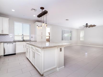 9733 Tribeca Dr, Sacramento, CA 95829 Photo