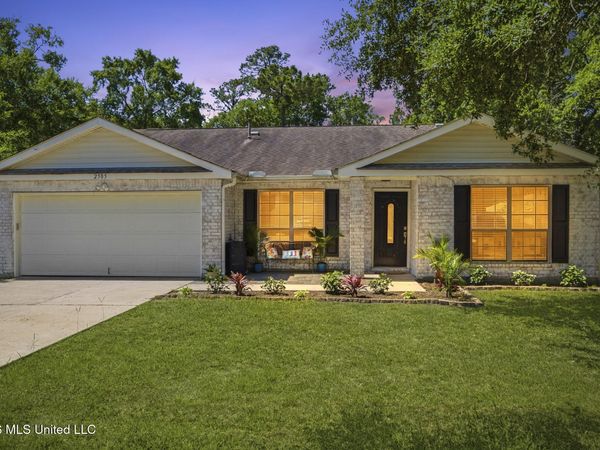 2505 Shelby Lane, Ocean Springs, MS 39564