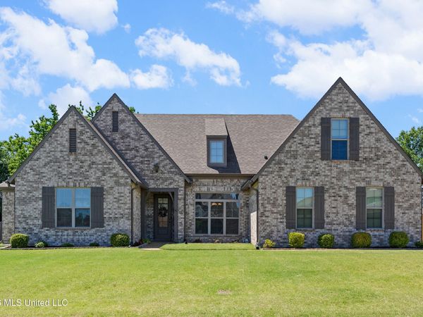 4189 Carolyn Mitchell Drive, Olive Branch, MS 38654