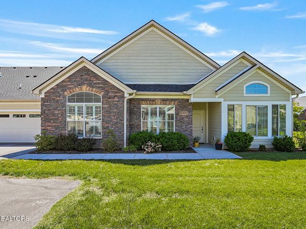 4955 Willow Bluff Circle, Knoxville, TN 37914