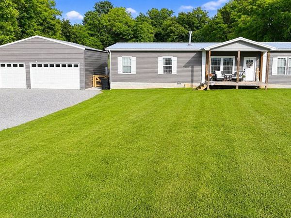 250 Cedar Crest Lane, Friendsville, TN 37737