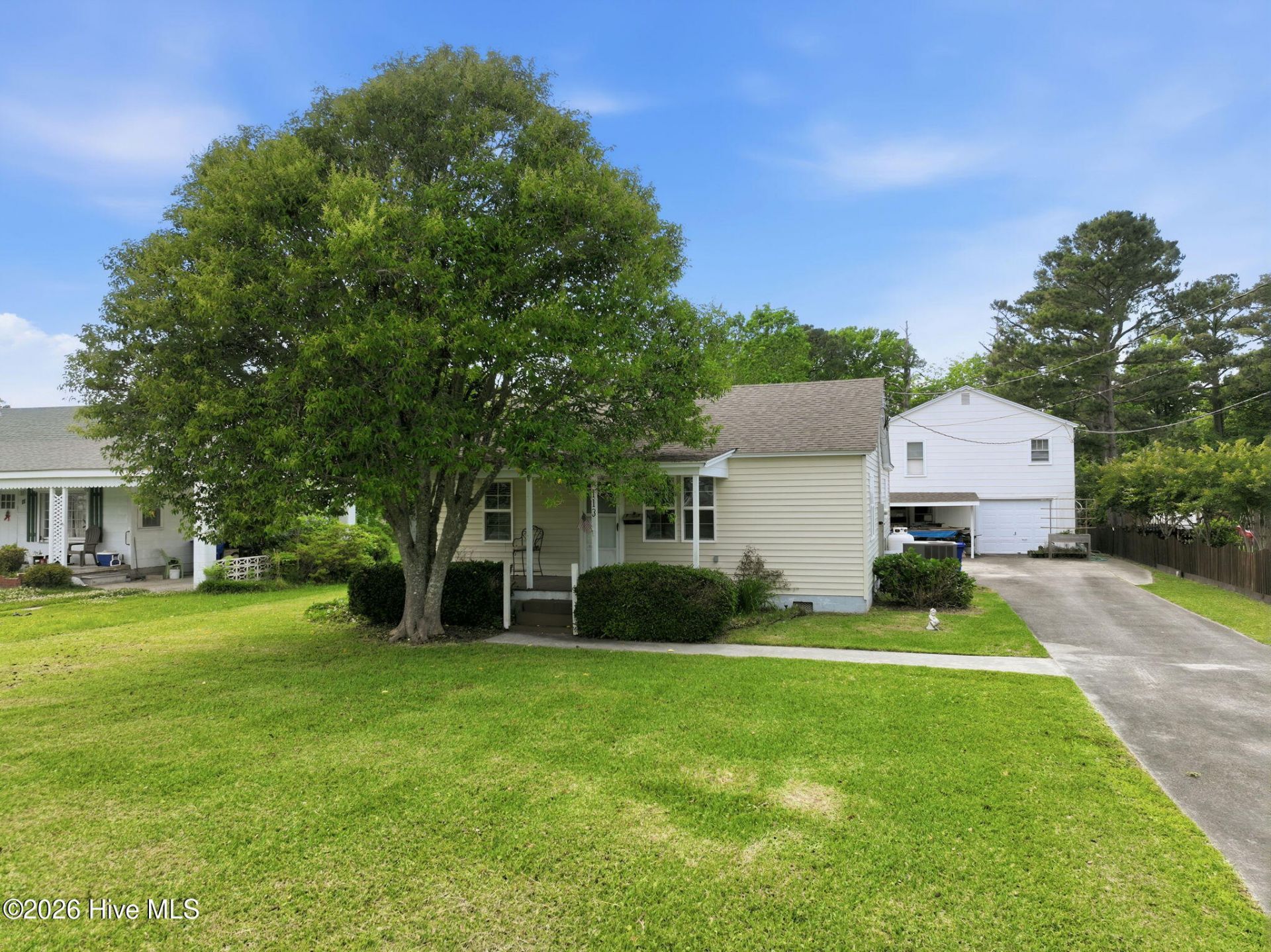113 Circle Drive, Beaufort, NC 28516 Main Photo
