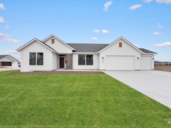 1064 W Cub River Dr, Meridian, ID 83642