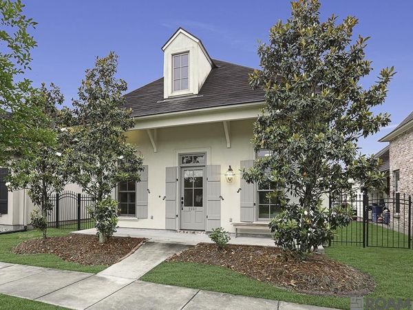 2867 Lago Ln, Baton Rouge, LA 70810
