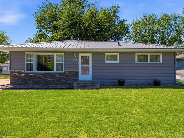111 Desoto Avenue, Waterloo, IA 50701