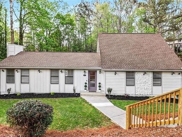 115 Ansley Court , Roswell, GA 30076