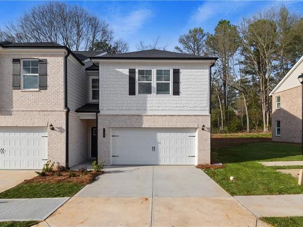 668 Treasure Drive , Stockbridge, GA 30281