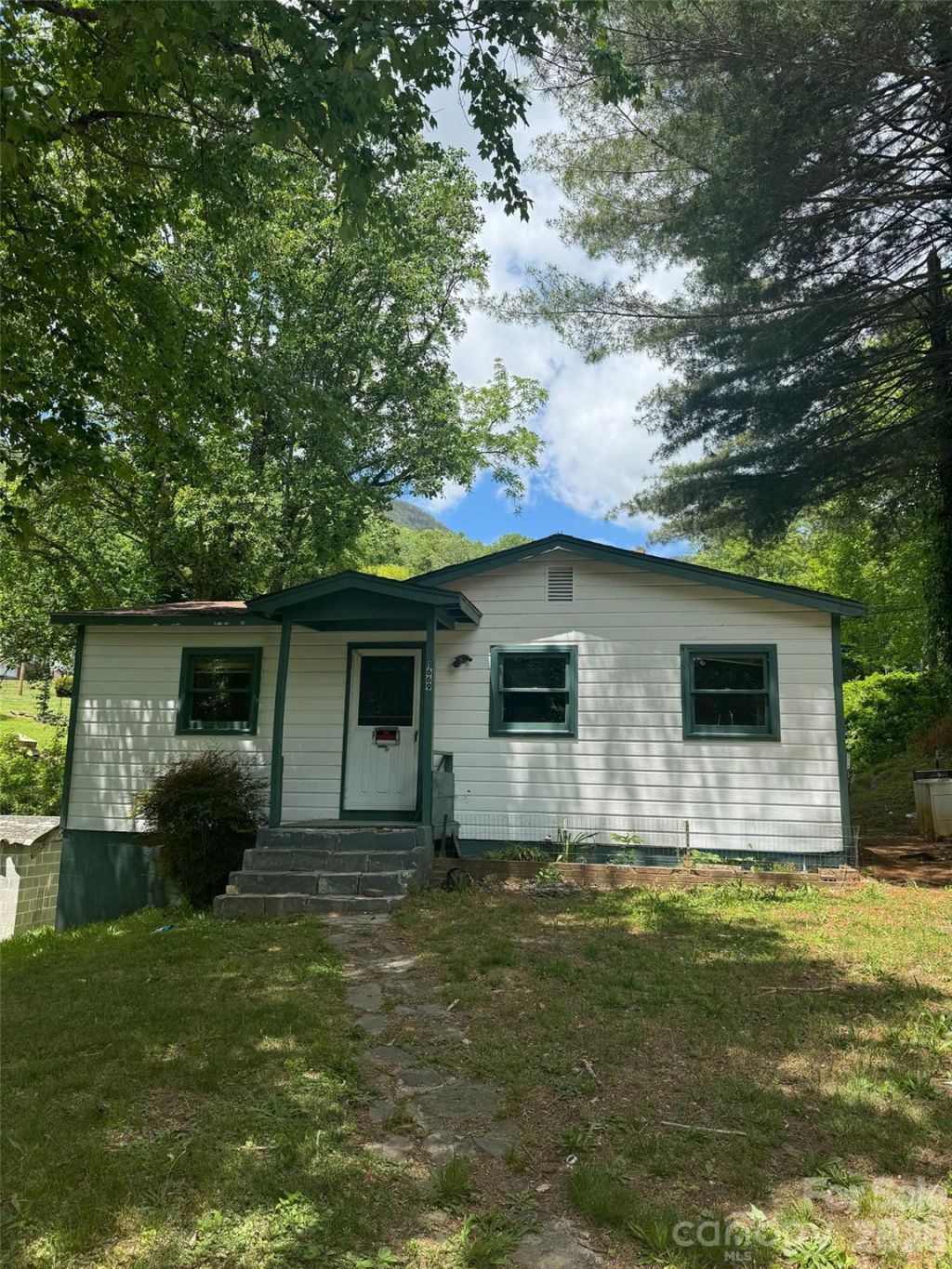 1669 Fisher Creek Road, Sylva, NC 28779 Main Photo