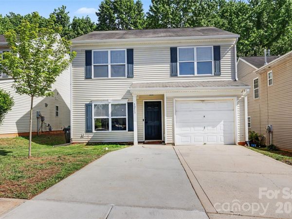 1213 Allegiance Drive , Charlotte, NC 28217