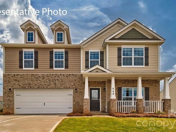 134 Pecan Grove Lane , Statesville, NC 28677