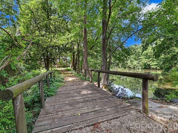 6510 Sharon Hills Road , Charlotte, NC 28210