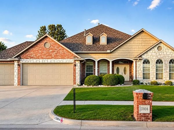 17004 Kemble Lane, Edmond, OK 73012