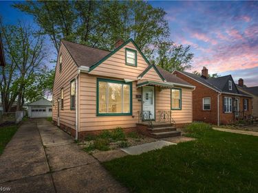 2303 Tuxedo Avenue, Parma, OH 44134