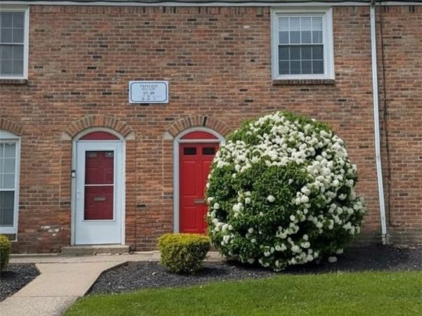 11 Trenton Square, Unit T-36, Euclid, OH 44143