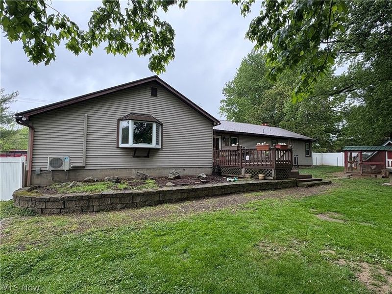 1697 W South Range Road, North Lima, OH 44452 Photo 2