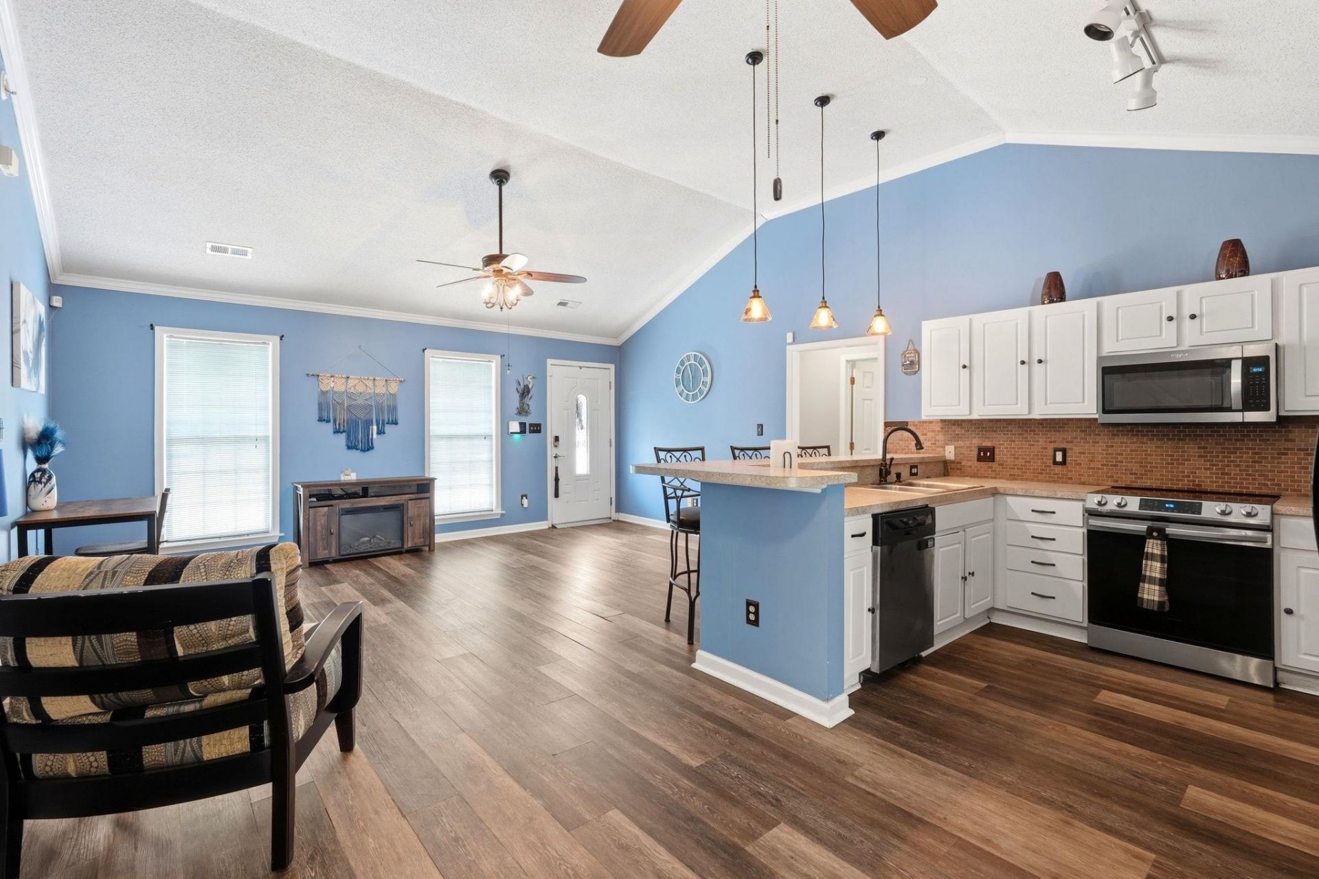 1105 Pantheon Dr.  Photo 18
