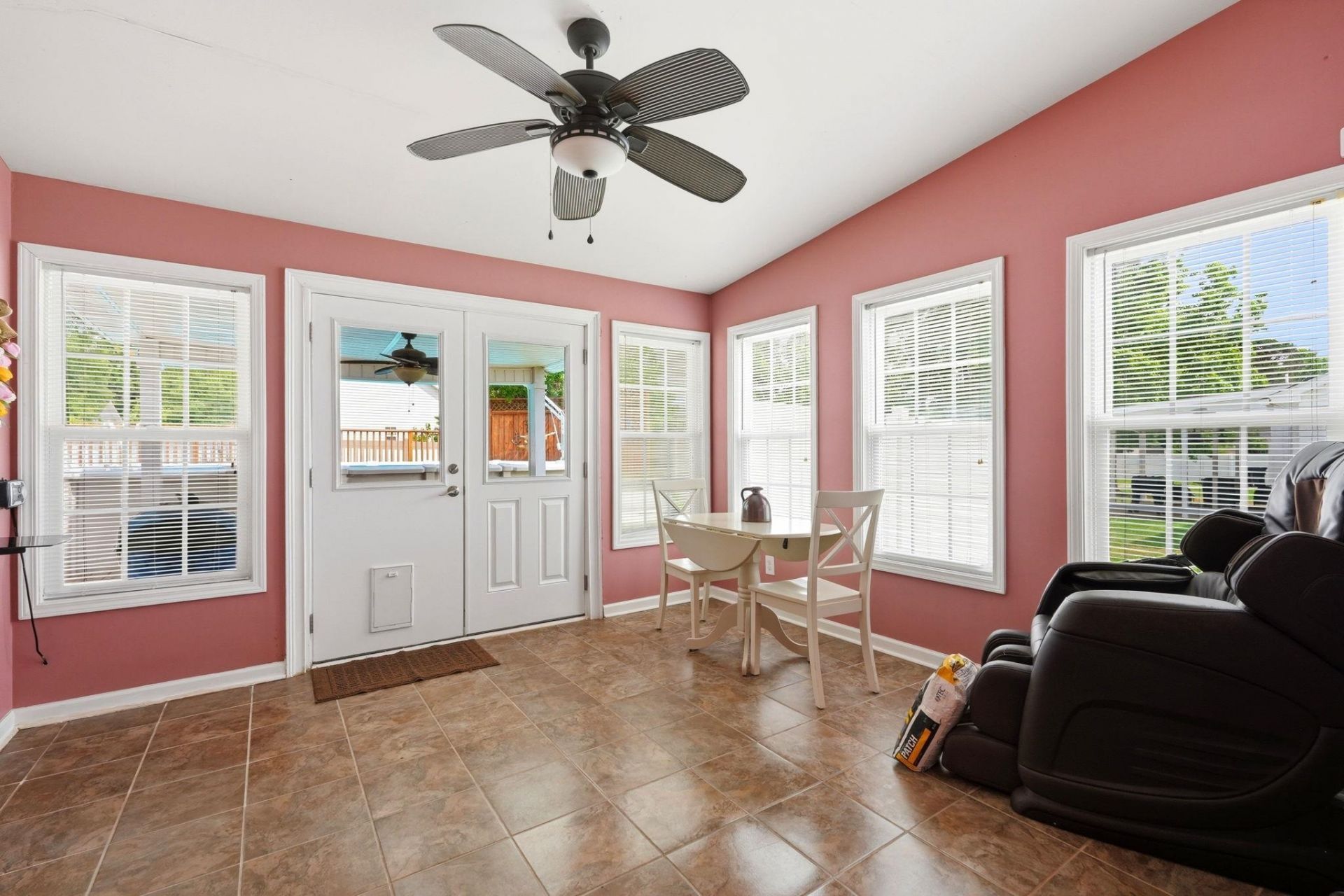 1105 Pantheon Dr.  Photo 19