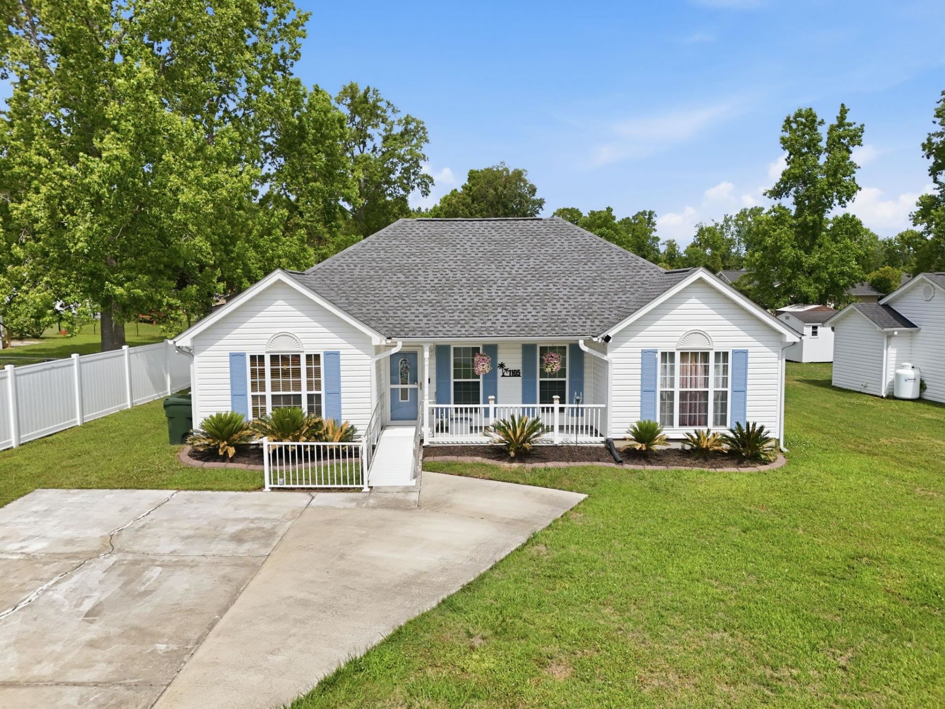 1105 Pantheon Dr.  Photo 31