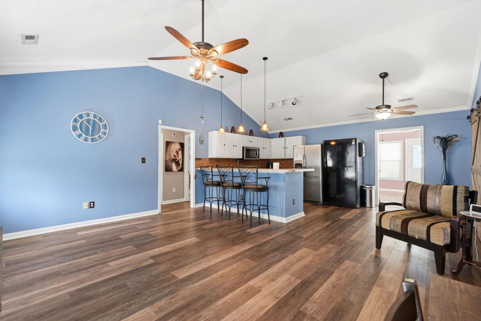 1105 Pantheon Dr.  Photo 7