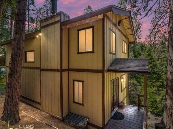 24379 Horst, Crestline, CA 92325