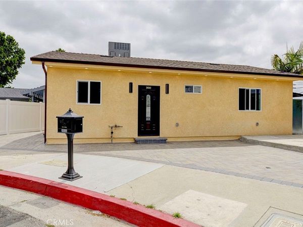 20502 Lull St., Winnetka, CA 91306