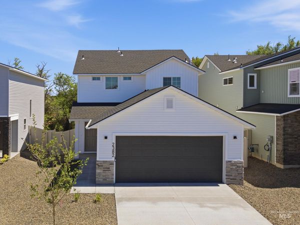 2382 W Fallon Lp, Nampa, ID 83651