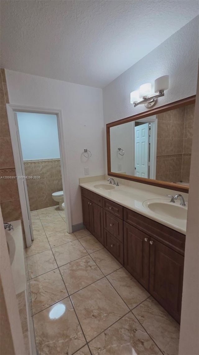 3140 SW 142nd Ave , Miami, FL 33175 Photo