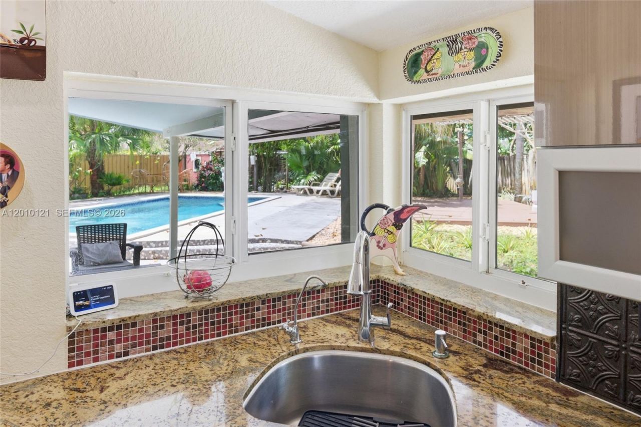 1118 NW 16th St , Fort Lauderdale, FL 33311 Photo